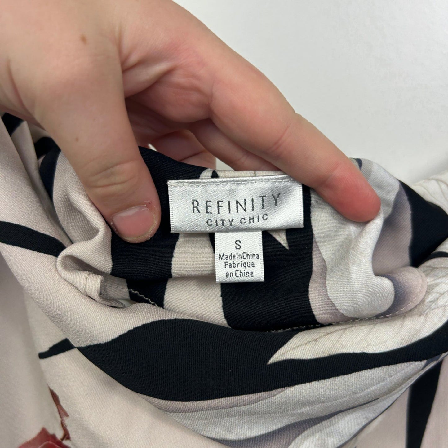 Refinity City Chic Sleeveless Floral Maxi Cowl Neck Cocktail Dress Size 16