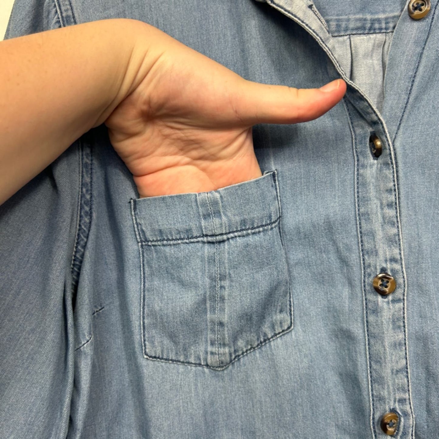 Millers Chambray Roll Tab Sleeve Button-up Blouse Top Size 14-16?