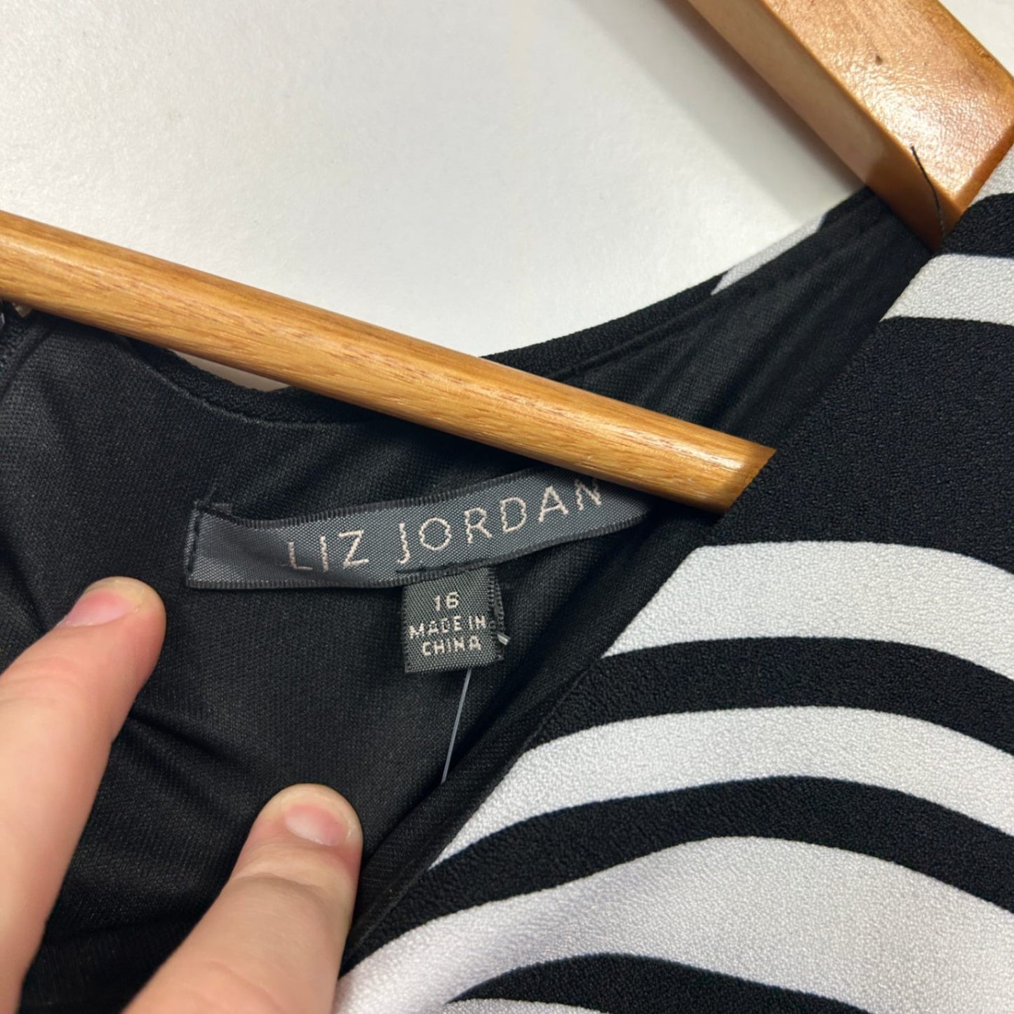 New Liz Jordan Black White Knee Length Shift Dress Size 16