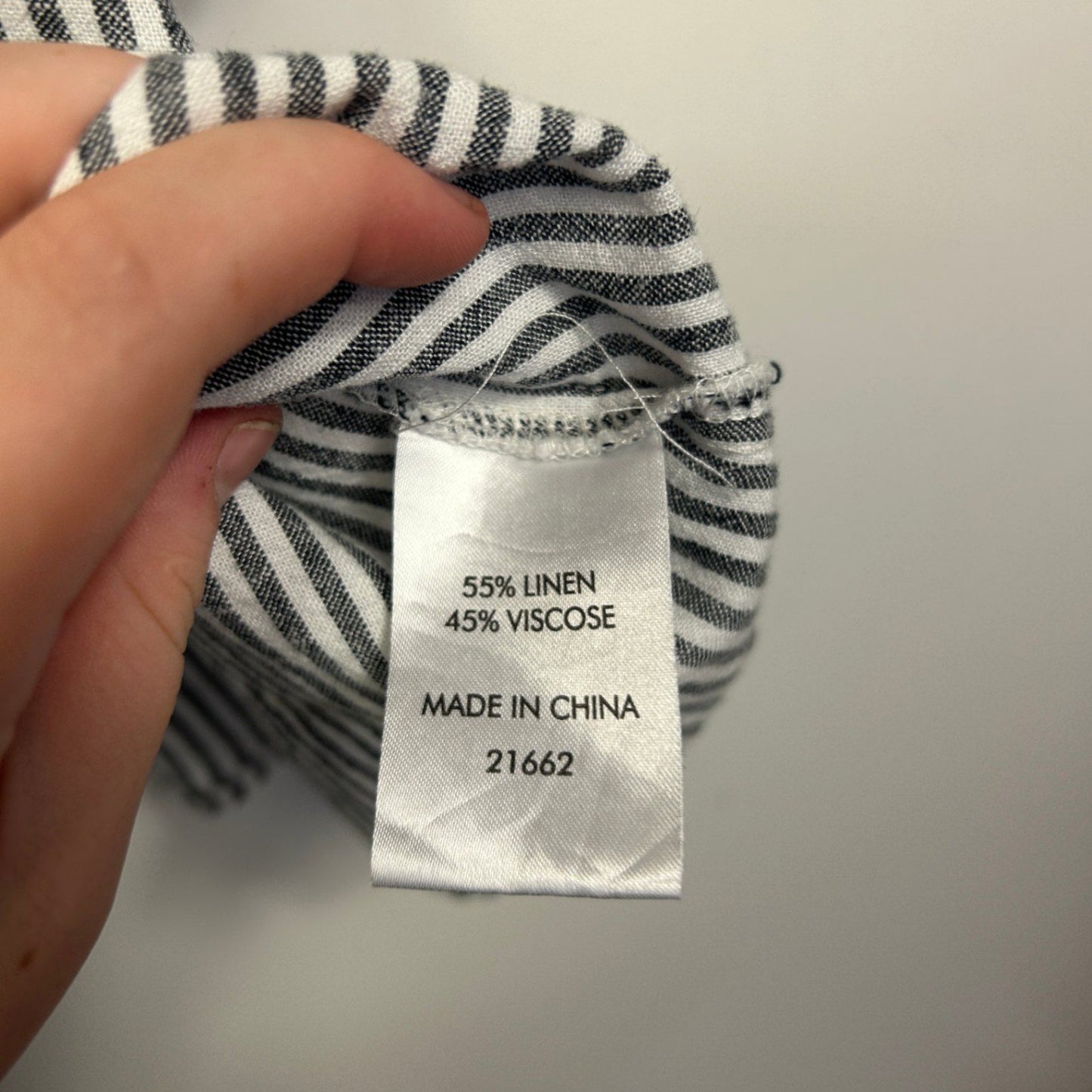 Suzanne Grae Linen Grey White Striped Top Blouse Size 18