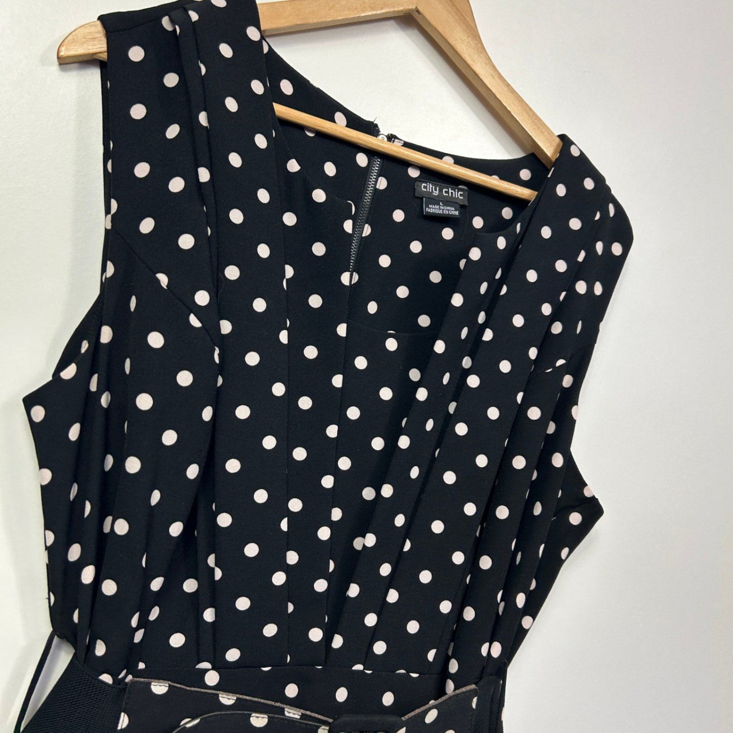 City Chic Black White Polka Belted Dot Fit & Flare Sleeveless Dress Size 20