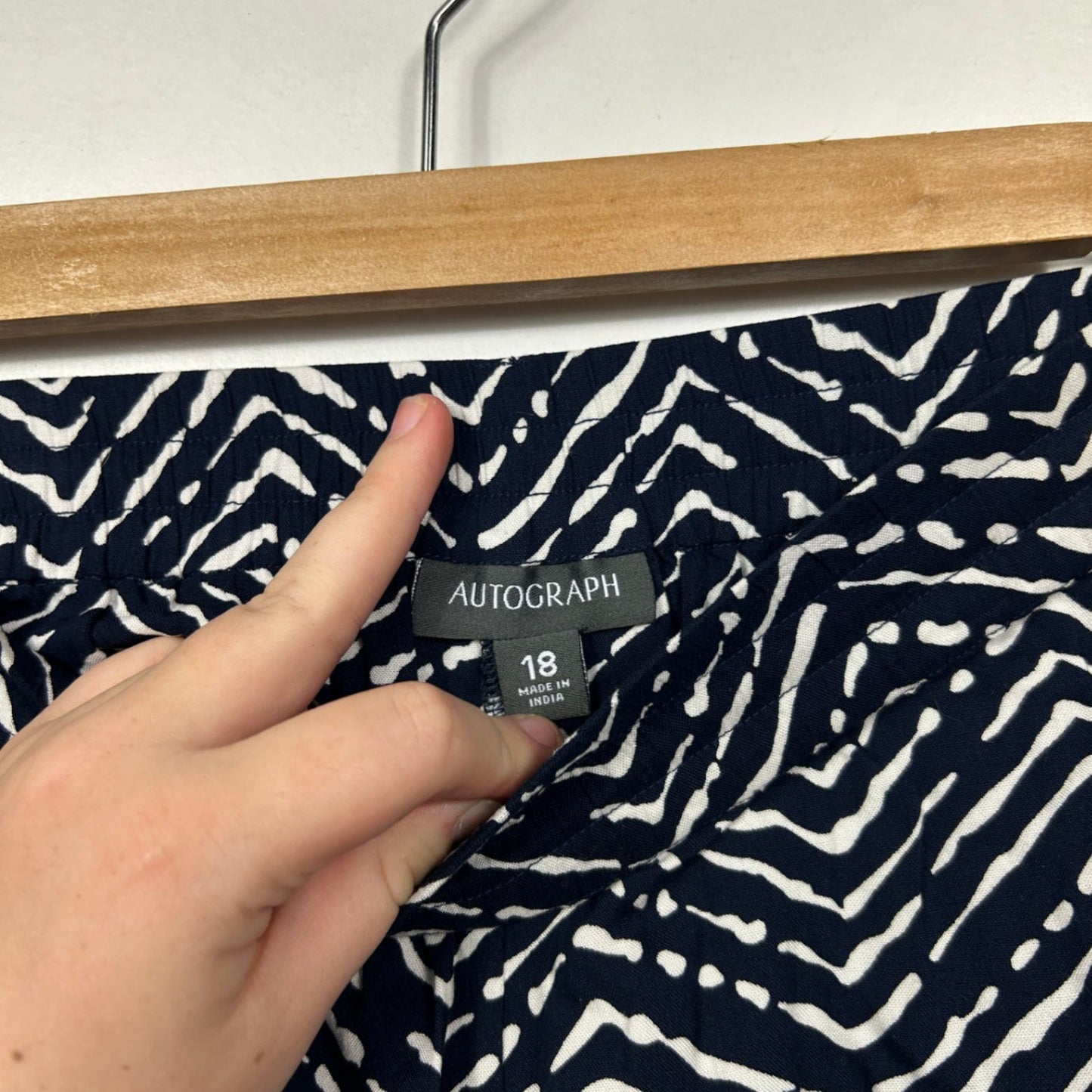 Autograph Wide Leg Cropped Pants Size 18 Navy White Pockets High Rise