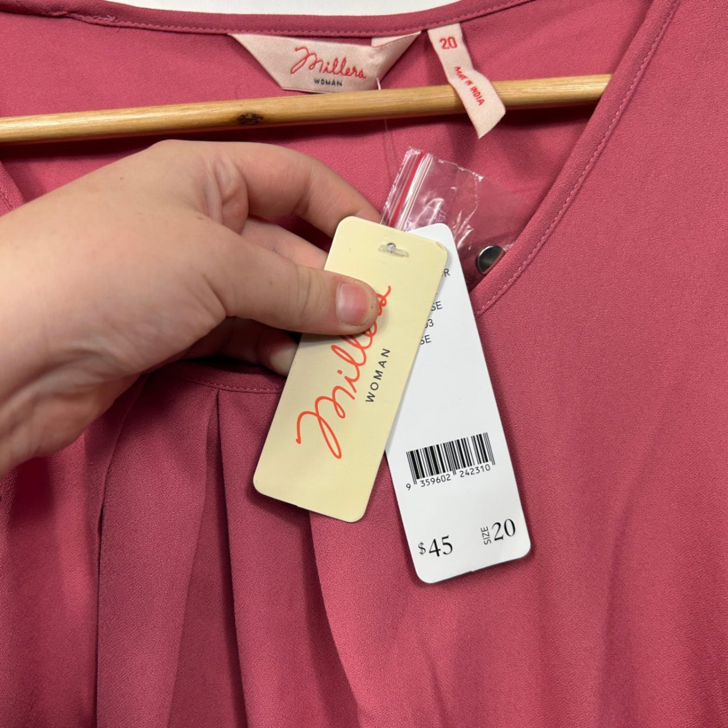 Millers Rose Pink 3/4 Roll Tab Sleeve Pleated Blouse Size 20