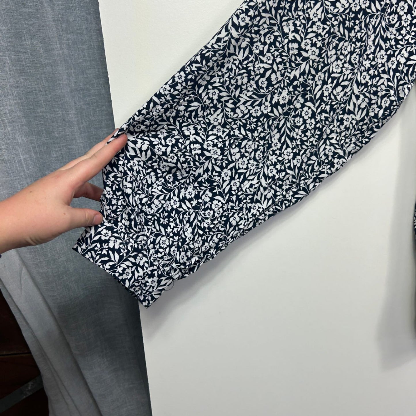 Katies Womens Navy White Floral Long Sleeve Shirt Shacket Blouse Size 18