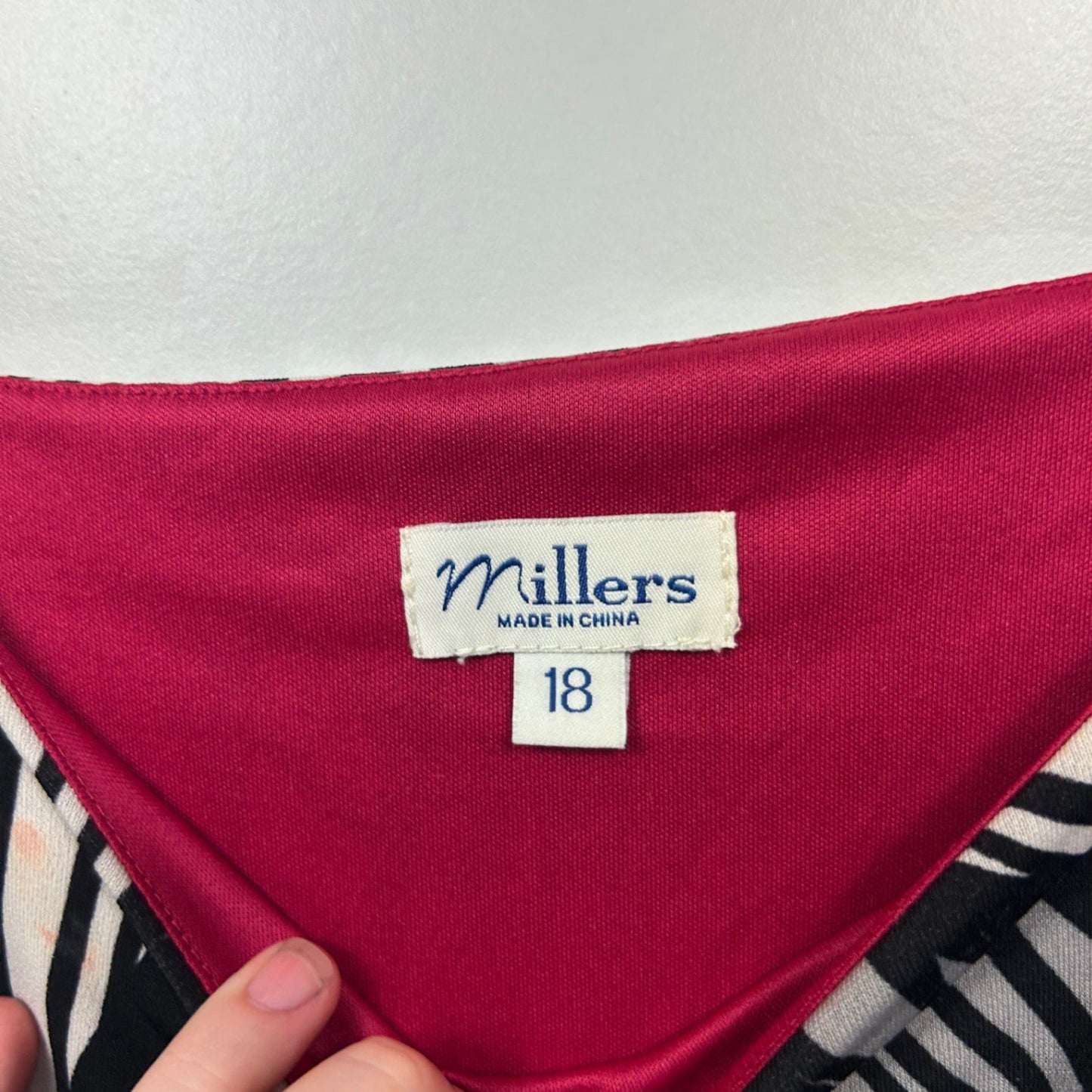 Millers Womens Black White Red Sleeveless Maxi Size 18 Dress