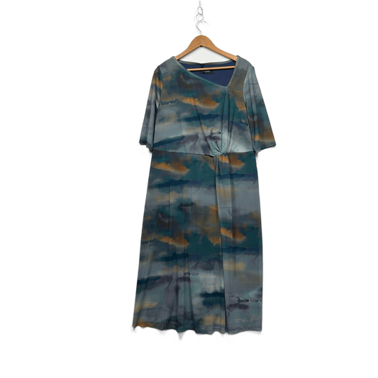 Jacqui E Curve Short Sleeve Multicoloured Shift Dress Size 16 Plus