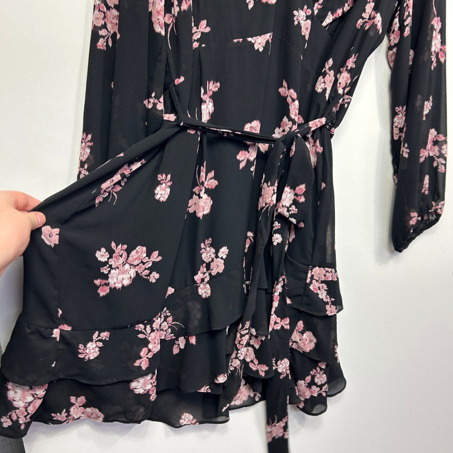 City Chic Black Pink Long Sleeve Floral Cocktail Fit & Flare Size 20