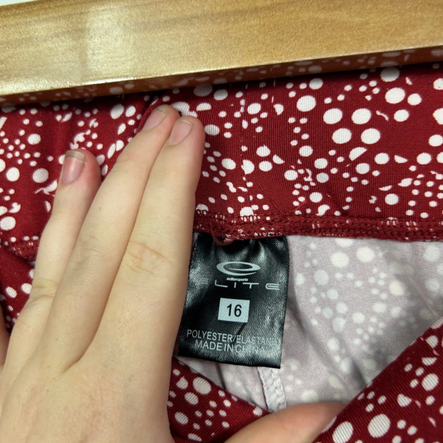 Elite Activewear Red White Leggings Size 16