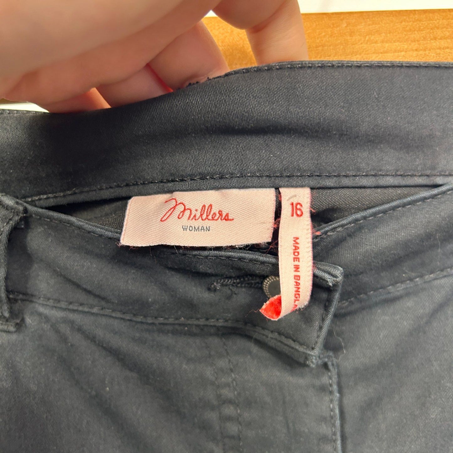 Millers Black Cropped Pants Jeans Size 16