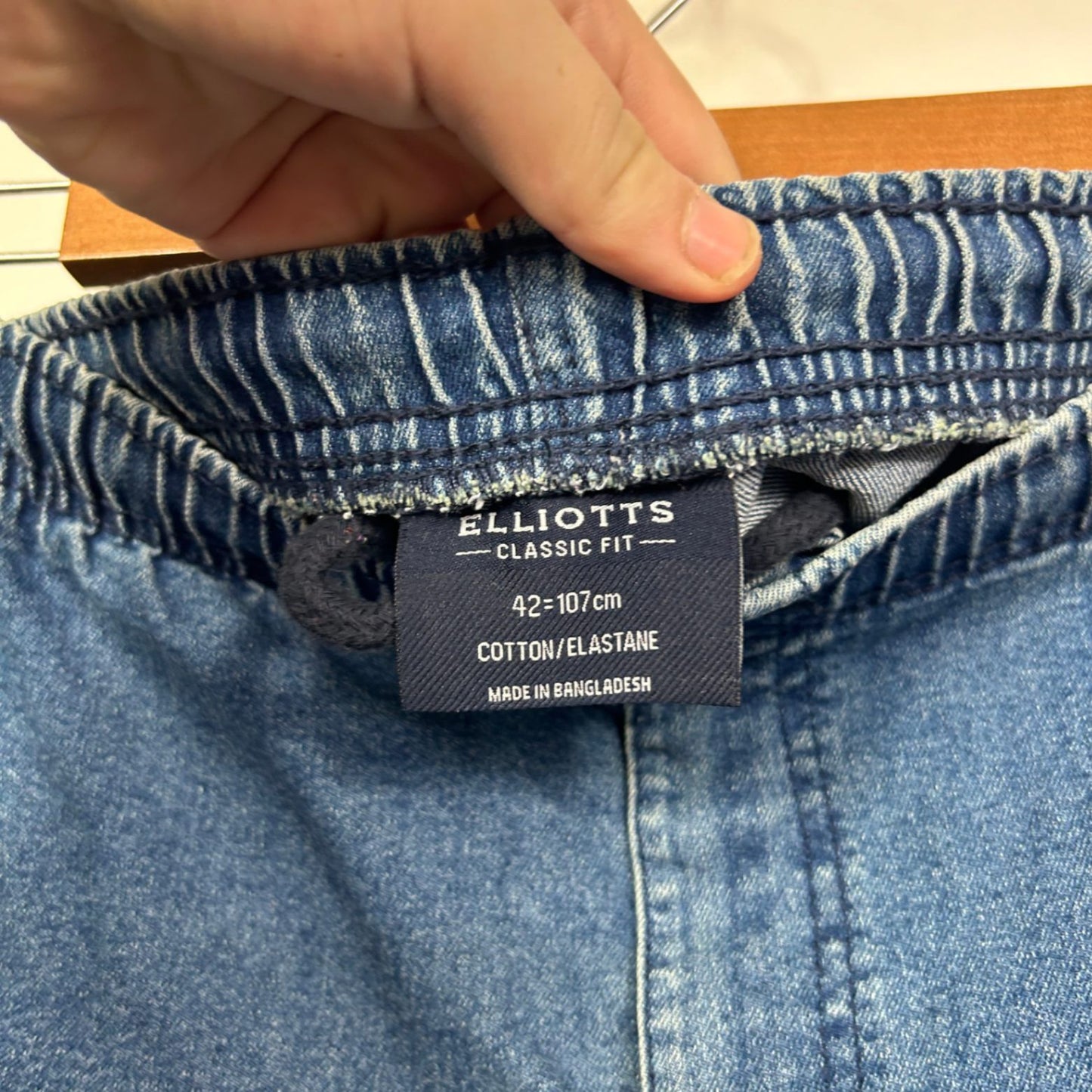 Elliotts Mens Blue Cargo Pockets Denim Shorts Size 42