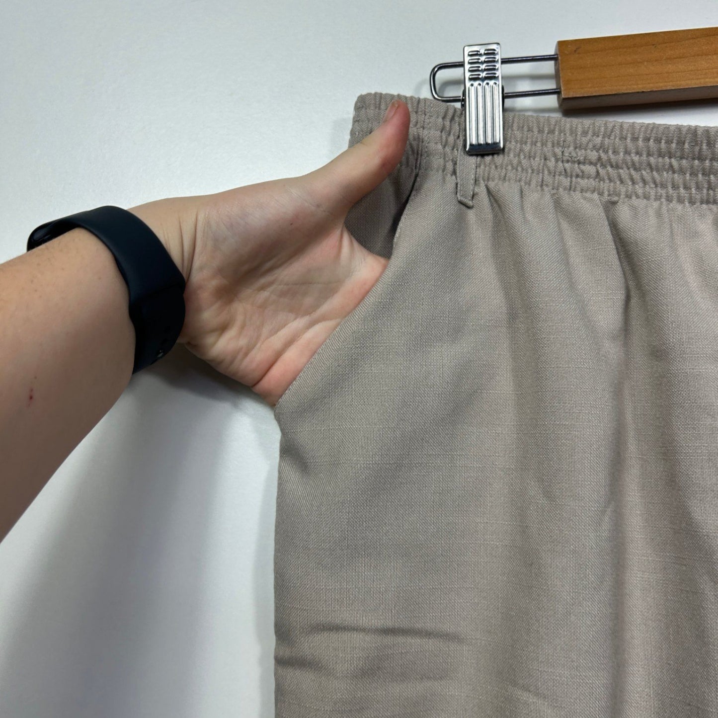 Millers Womens Pockets Beige Shorts Size 16