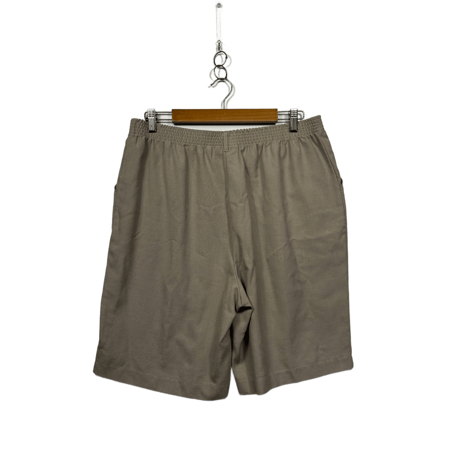 Millers Womens Pockets Beige Shorts Size 16