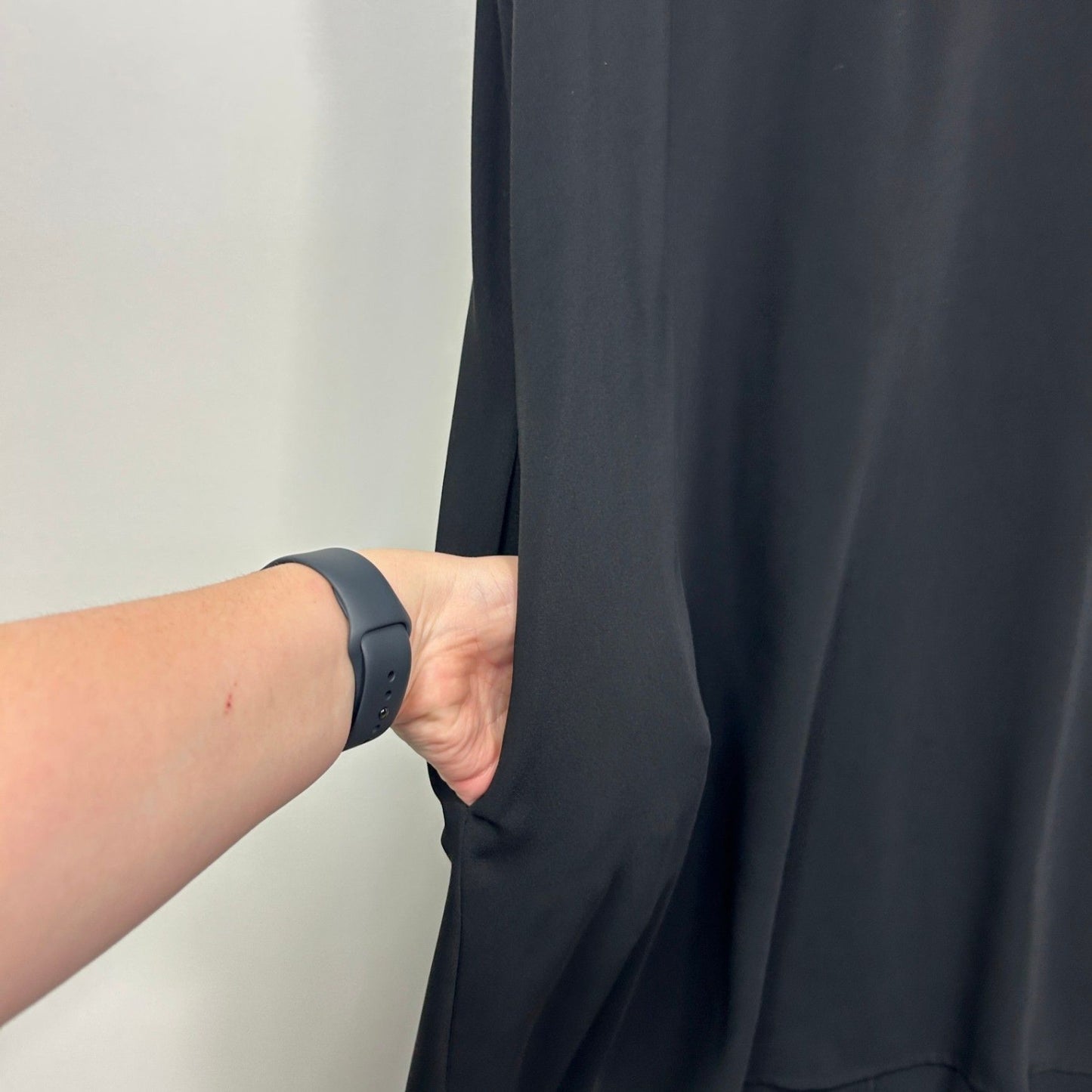 Katies Black Sleeveless Midi Shift Dress Size 14 Dress