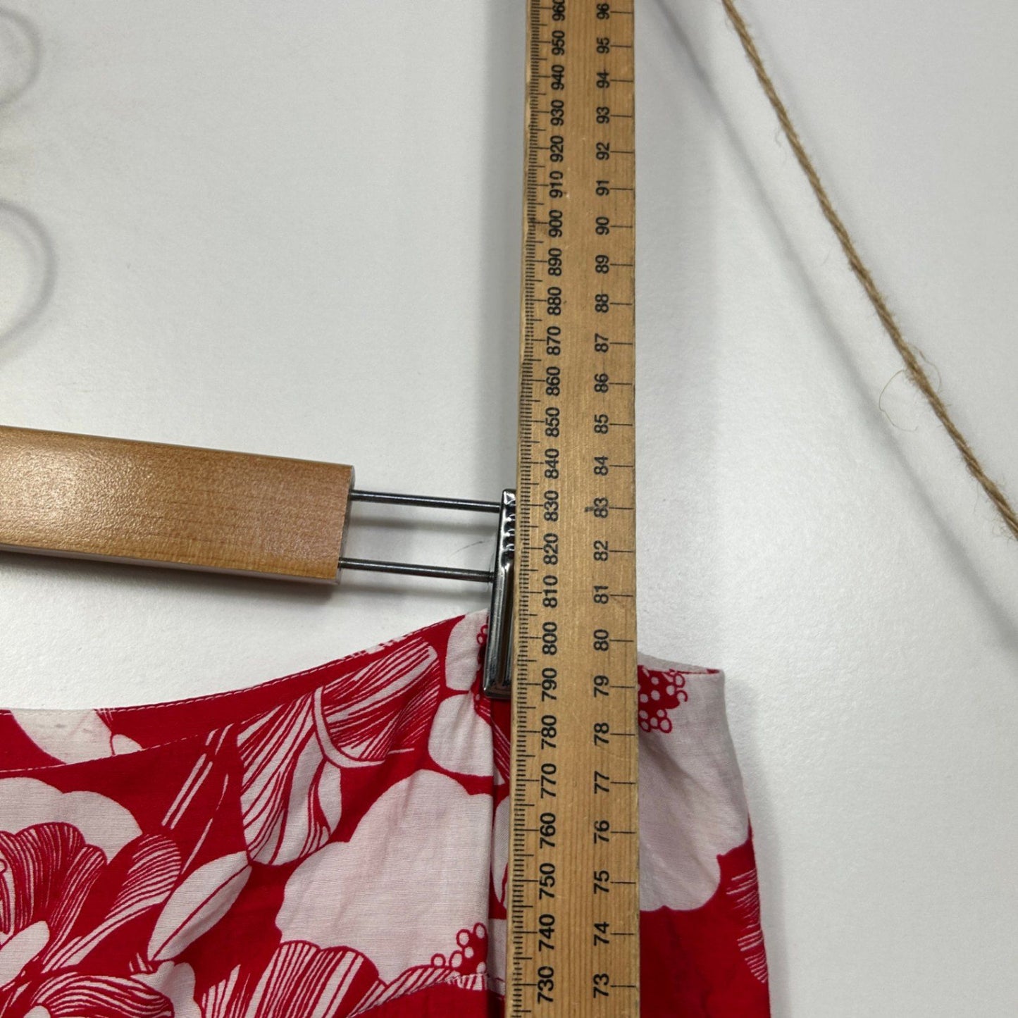 Gordon Smith Red White Floral A-line Skirts Size 16