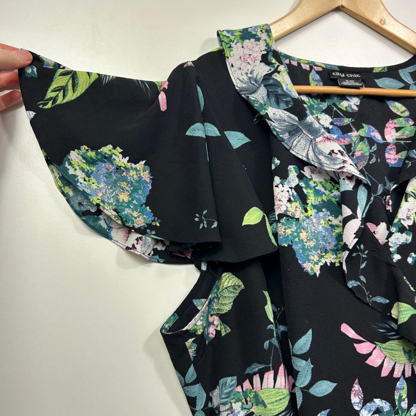 City Chic Black Floral Short Sleeve Faux Wrap Blouse Size XL 22 Plus