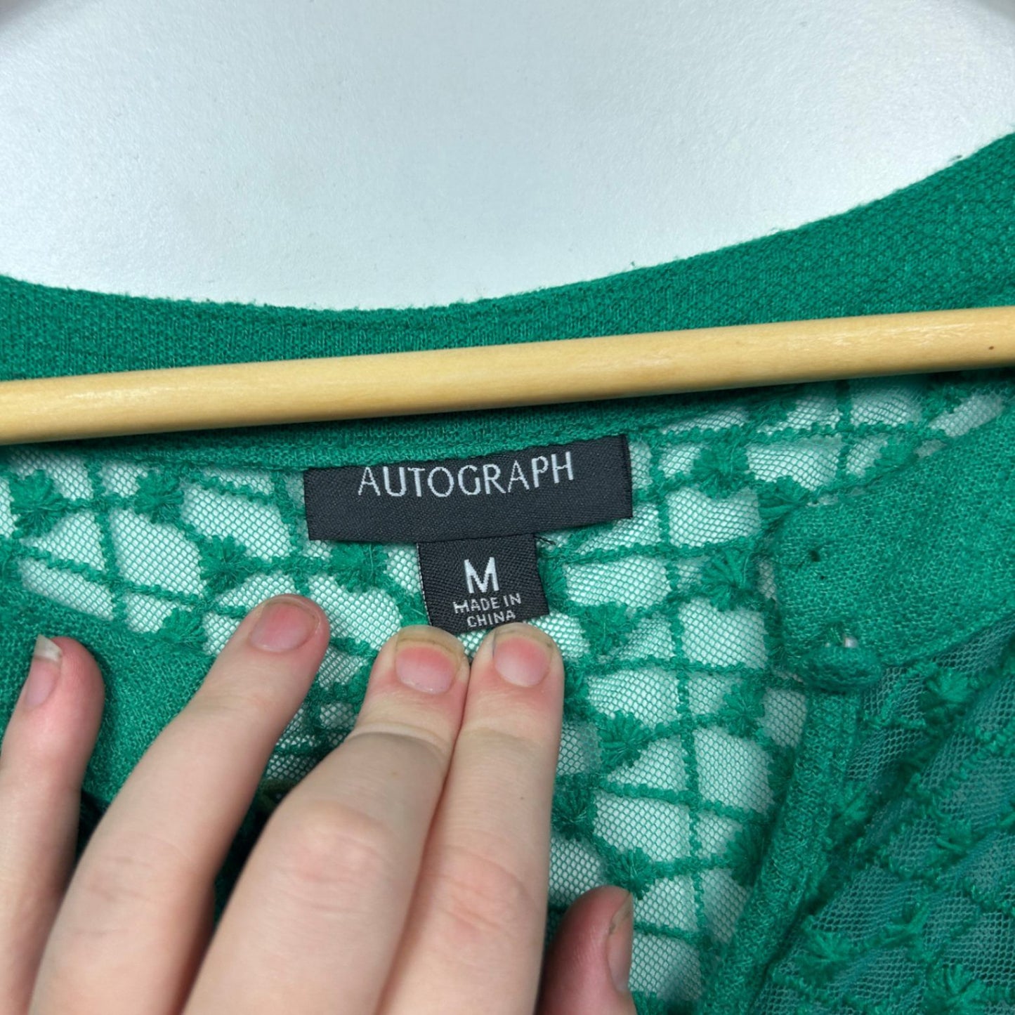 Autograph Green Short Sleeve Lace V-neck Blouse Top Size 18 Plus (Fault)