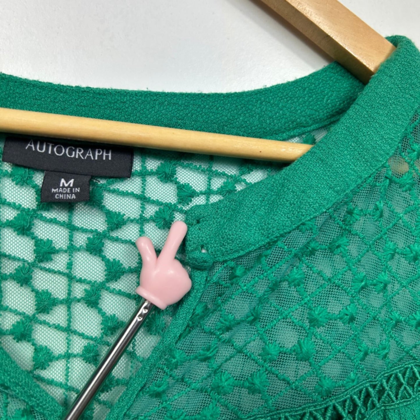 Autograph Green Short Sleeve Lace V-neck Blouse Top Size 18 Plus (Fault)