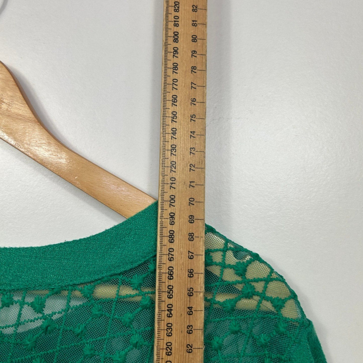 Autograph Green Short Sleeve Lace V-neck Blouse Top Size 18 Plus (Fault)