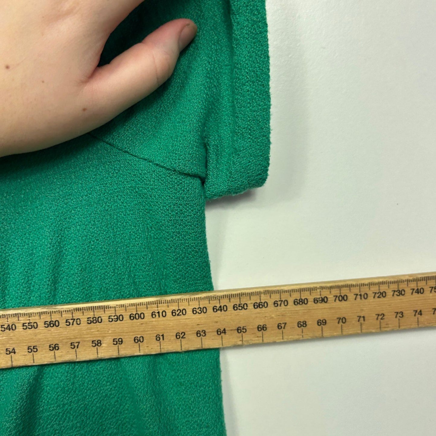 Autograph Green Short Sleeve Lace V-neck Blouse Top Size 18 Plus (Fault)