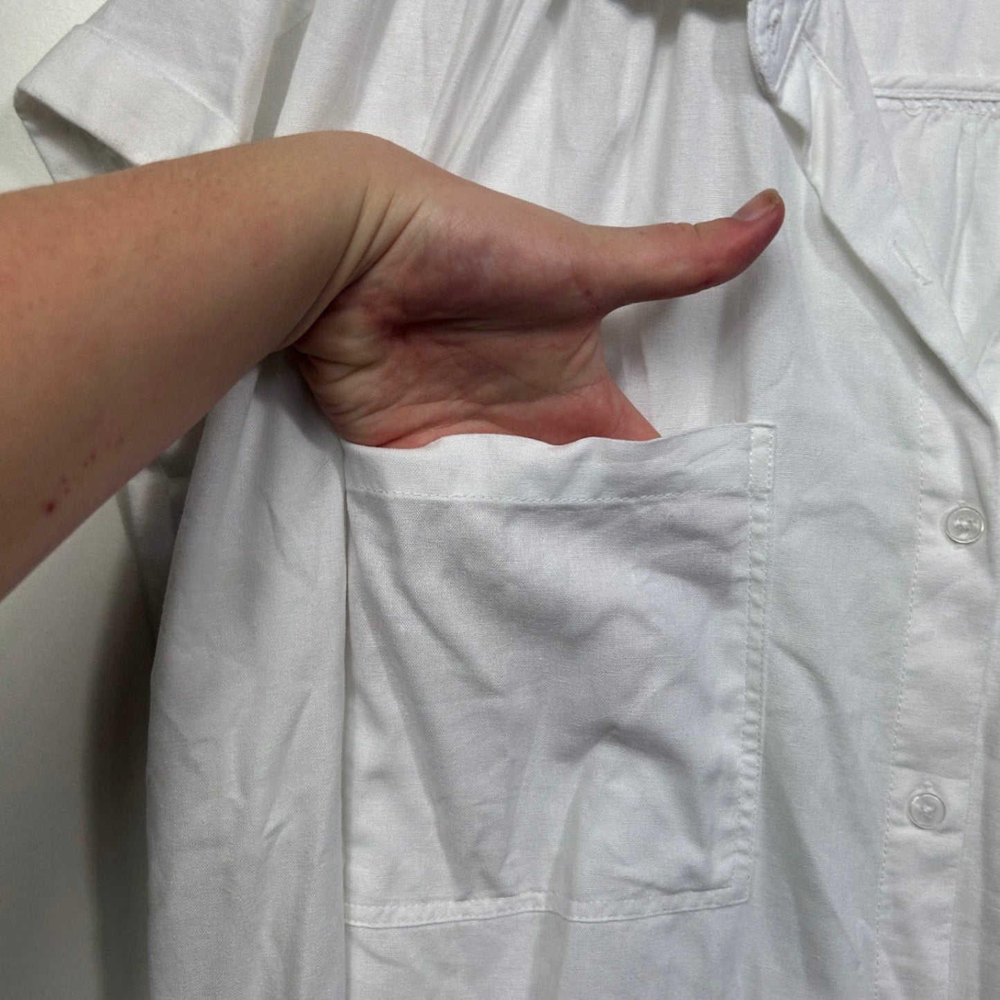 Suzanne Grae Linen White Blend Short Sleeve Collared Button-up Top Size 18