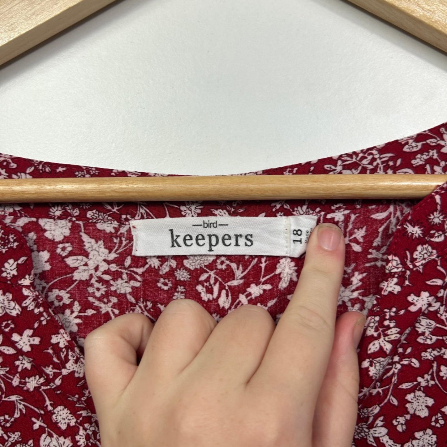 Bird Keepers Red White Rayon Short Sleeve Midi Floral Shift Dress Size 18