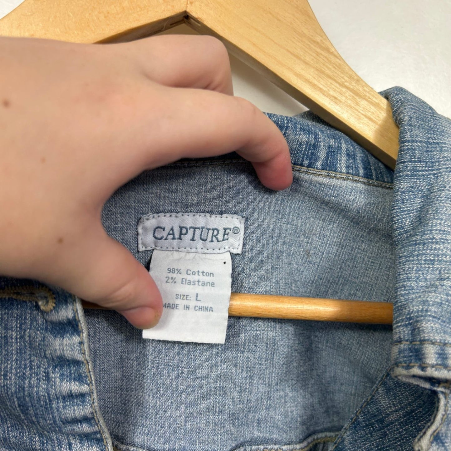 Capture Womens Blue Denim Jacket Long Sleeve Casual Fitted Button Up Size L