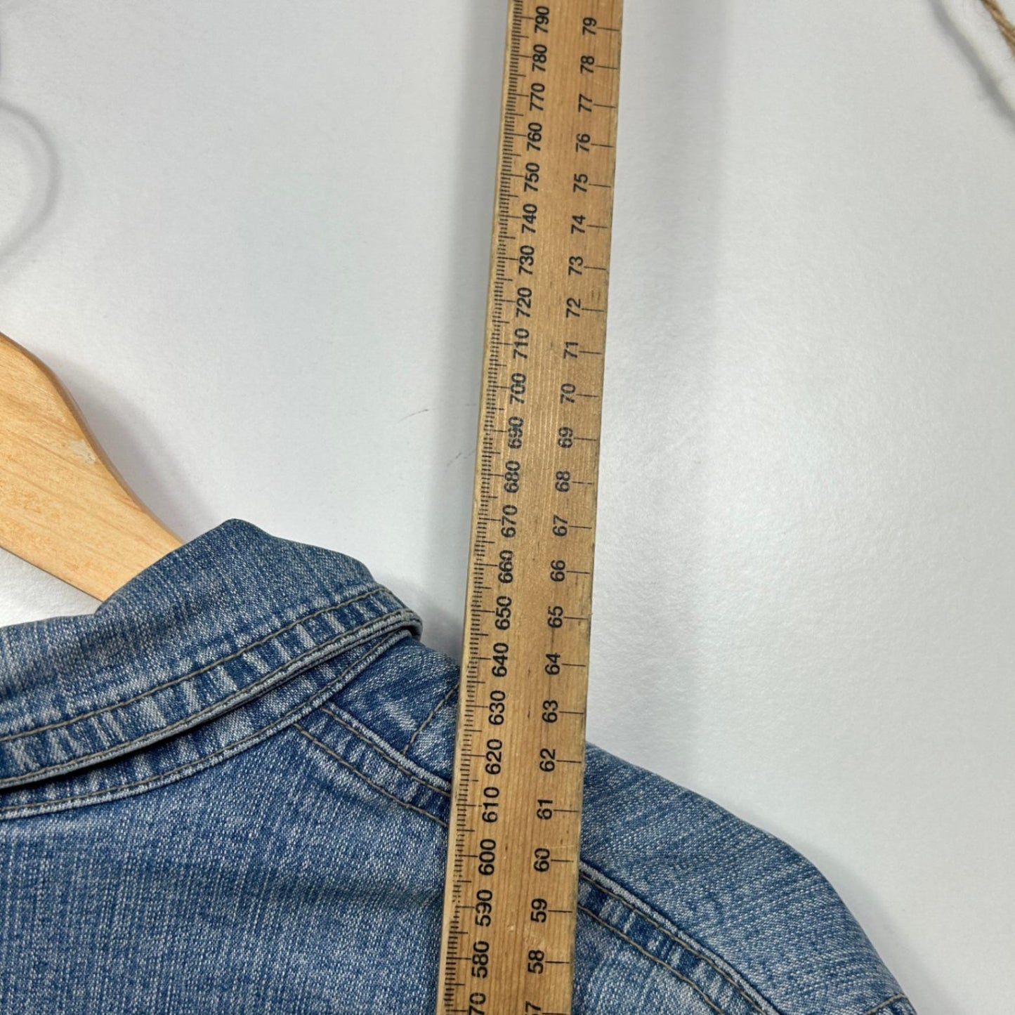 Capture Womens Blue Denim Jacket Long Sleeve Casual Fitted Button Up Size L