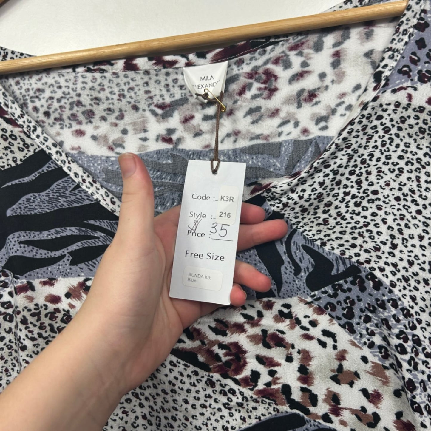 Mila Alexandra Womens Blue White Black V Neck Kaftan Top Blouse One Size