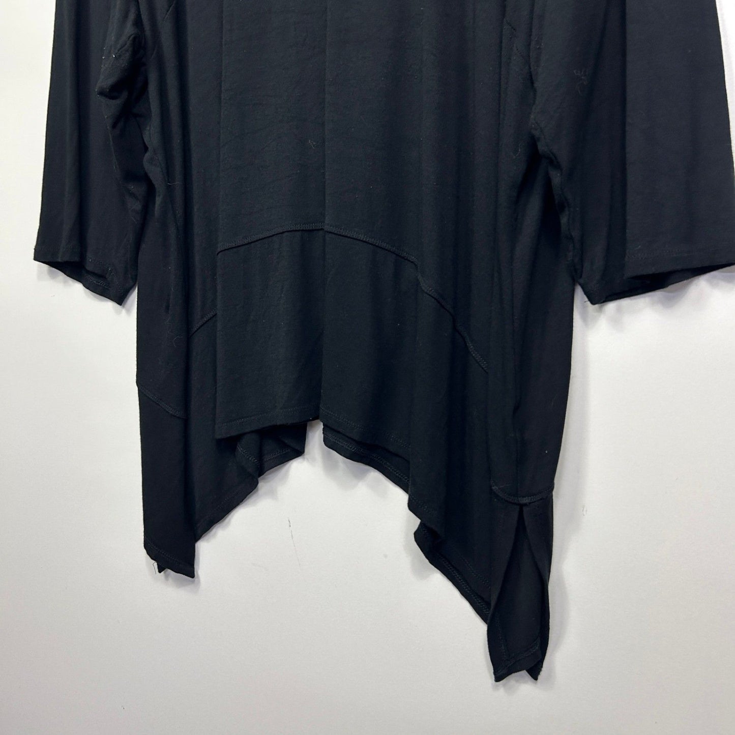 Womens Black Long  Sleeve Scoop Neck Asymmetric Hem Tunic Size 18?