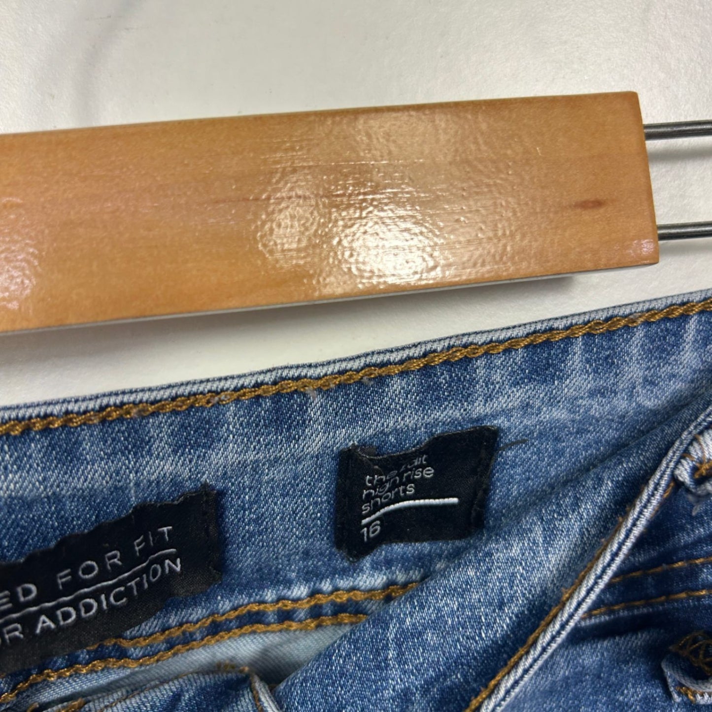 City Chic Denim Womens Blue Cotton Blend Jean Shorts Size 16