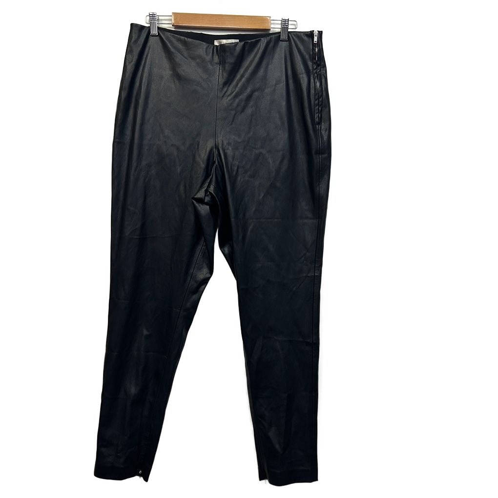 Refinity Black Pants - Size 18