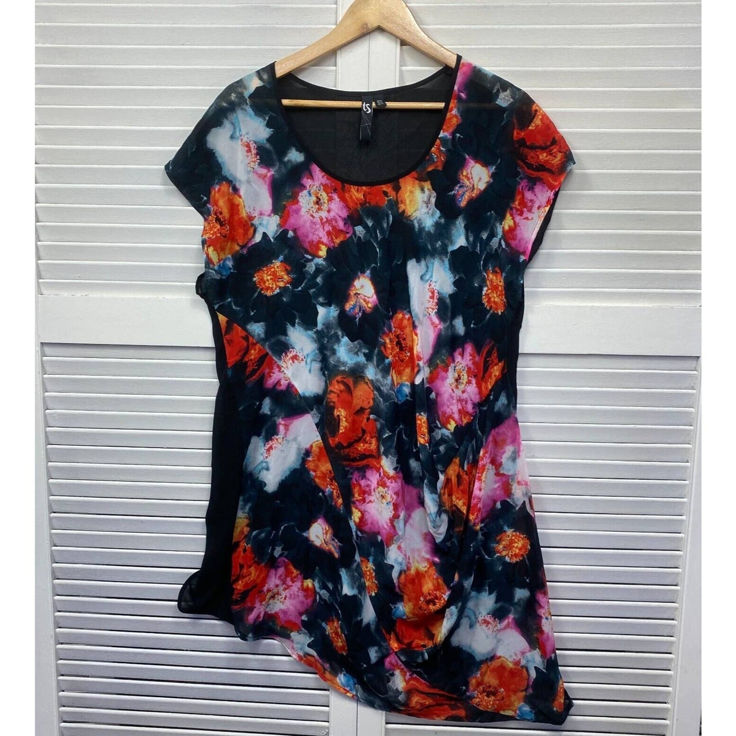 Taking Shape Top Womens 14 Plus Size Multicoloured Floral Tunic Short Sleeve