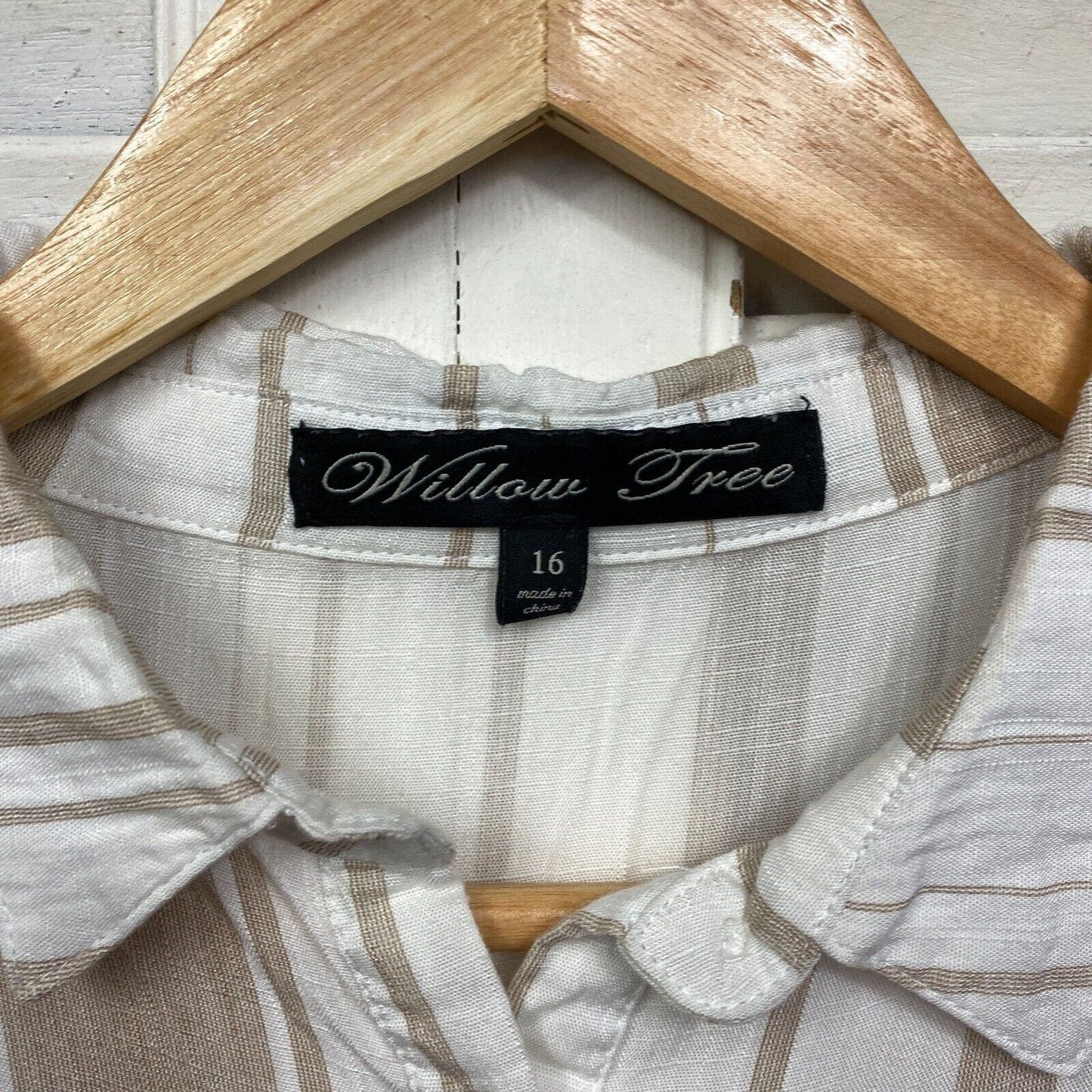 Willow Tree Top Size 16 White Sleeveless Button Up Linen Blend Striped Preloved