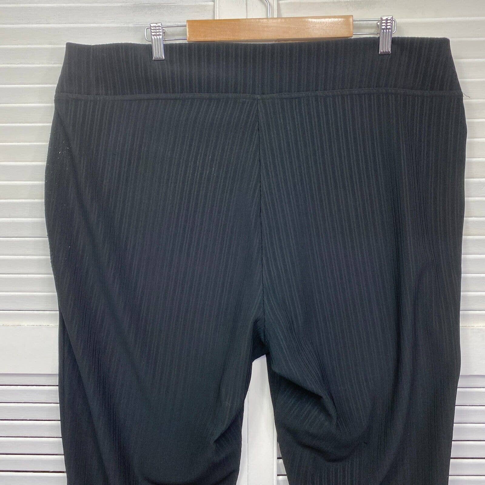 Beme womens dress pants size 16 black cropped stretch polka dot 065404