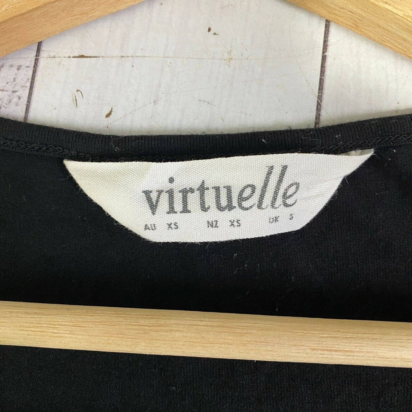 Virtuelle Tunic Top Size 14 Plus Black Sleeveless Front Asymmetric Hem Preloved