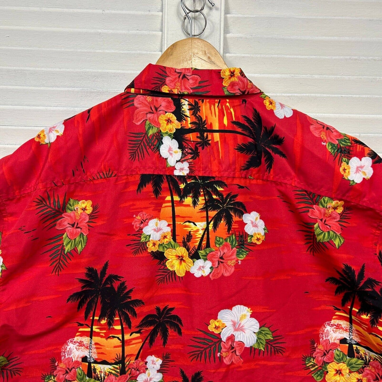 Lowes Hawaiian Shirt Mens 2XL Red Short Sleeve Floral Tropical Holiday Loud