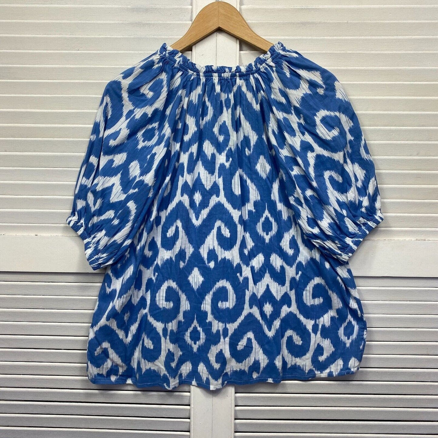 Target Top Size 14 Blue White Long Sleeve Preloved