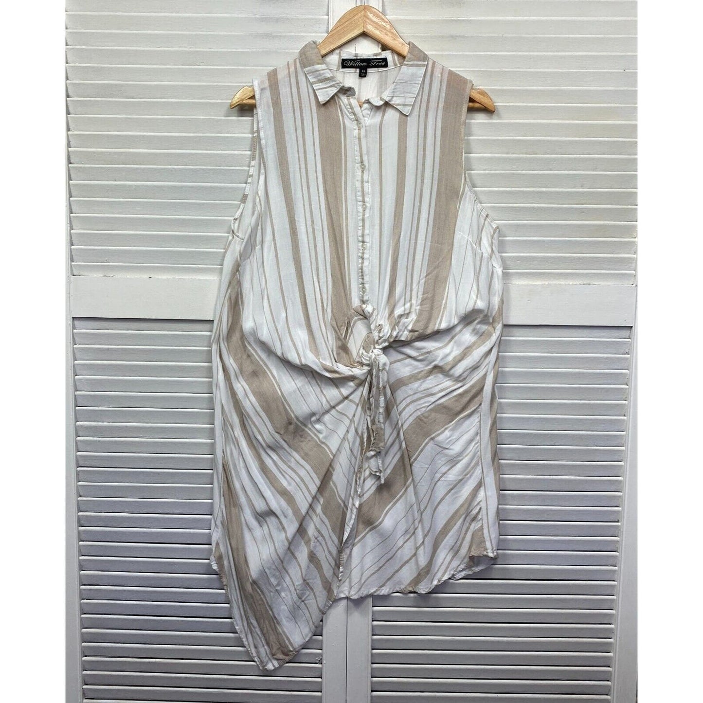 Willow Tree Top Size 16 White Sleeveless Button Up Linen Blend Striped Preloved