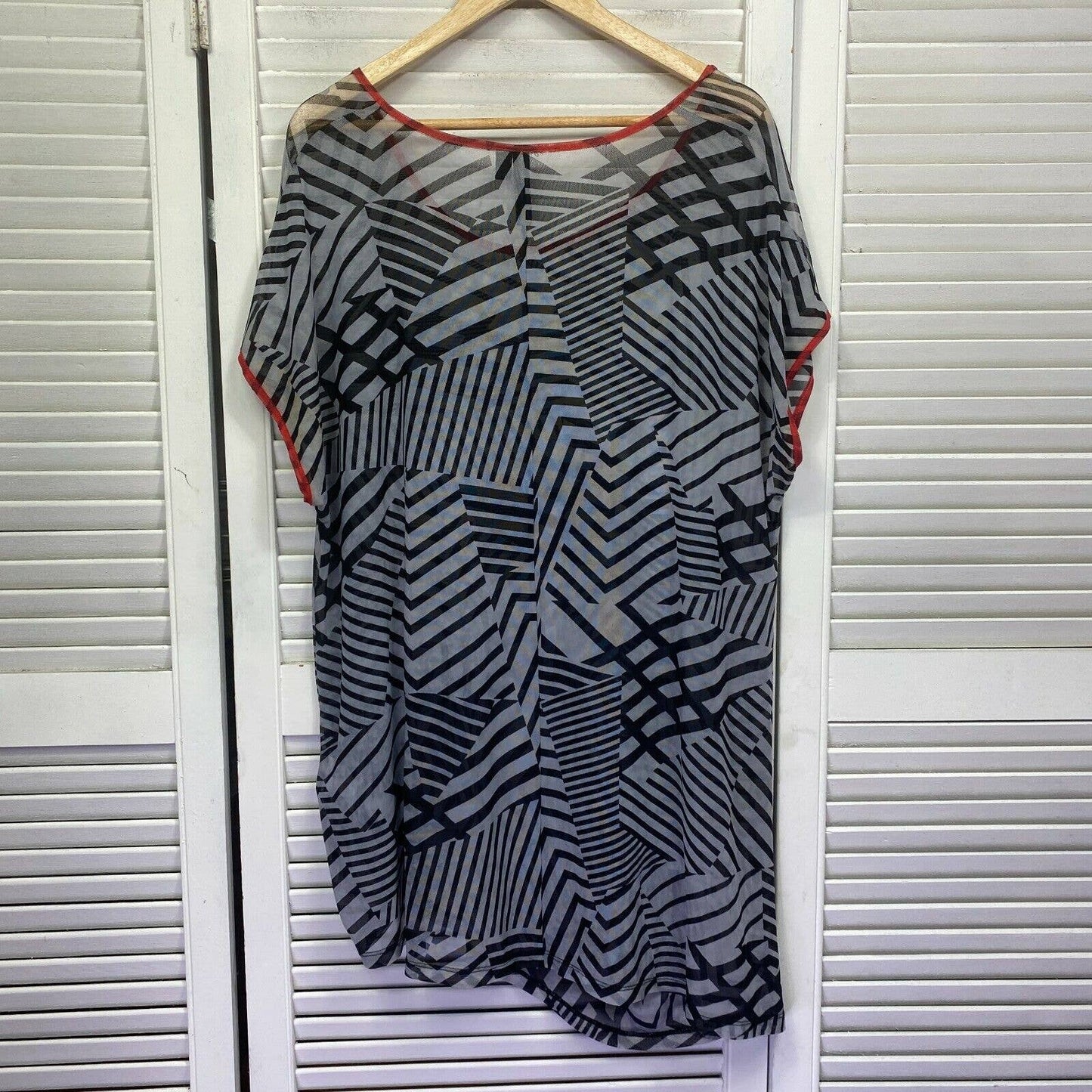 Taking Shape Tunic Top Womens Medium 18 Grey Top Layer Striped Sheer Plus Size