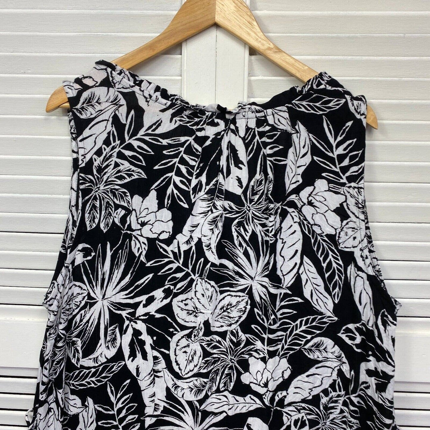 Autograph Maxi Dress Women 18 Plus Sleeveless Black White Floral Long Viscose