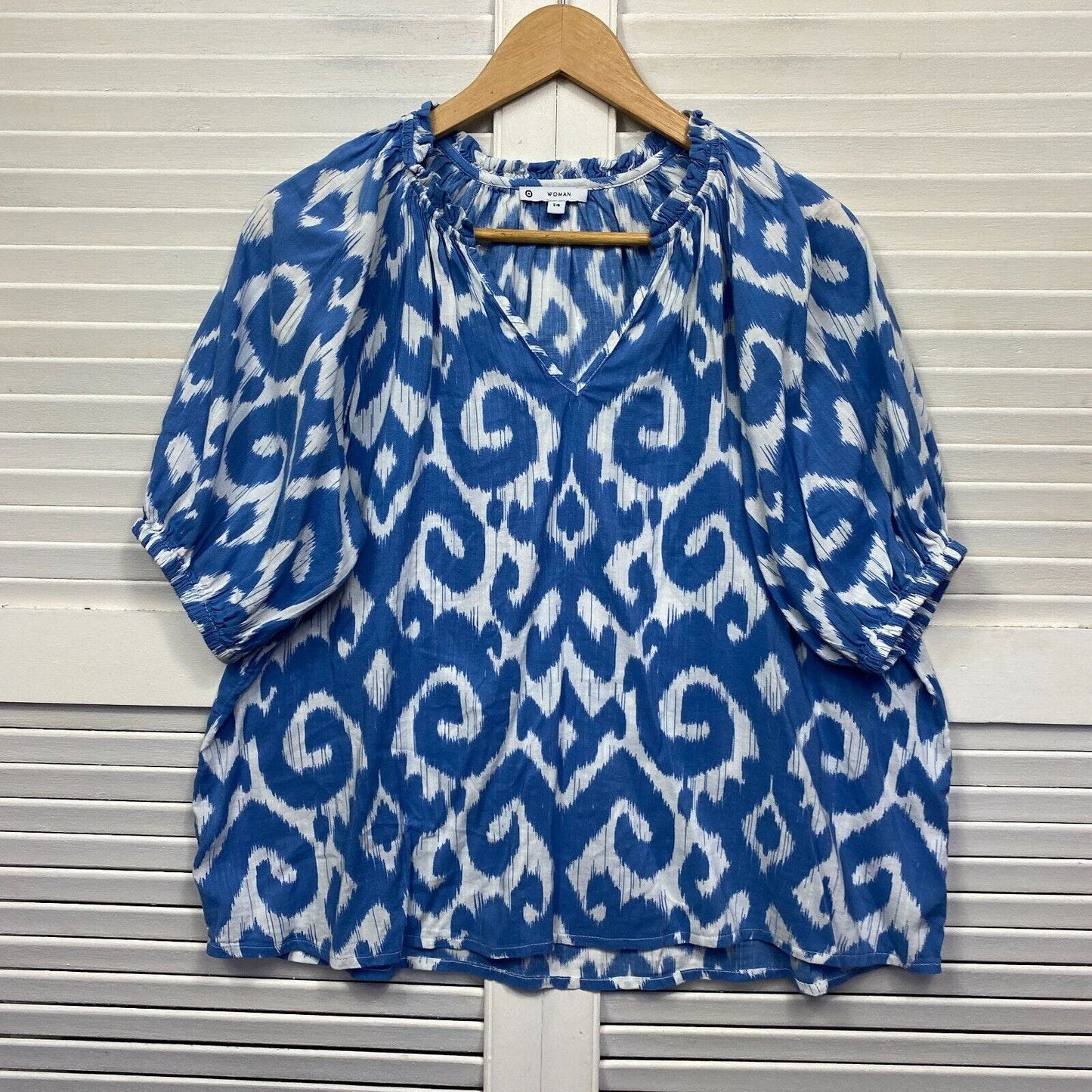 Target Top Size 14 Blue White Long Sleeve Preloved