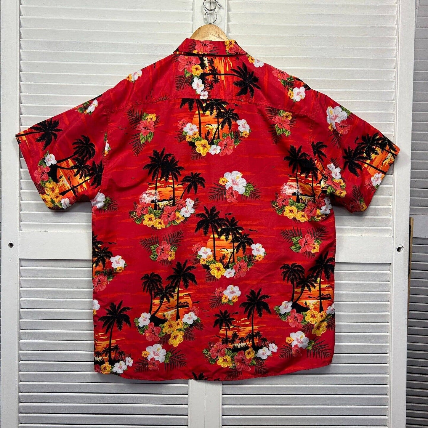 Lowes Hawaiian Shirt Mens 2XL Red Short Sleeve Floral Tropical Holiday Loud