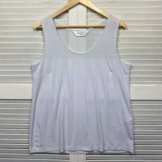 Taking Shape Basics Top 16 Plus Small White Sleeveless Singlet Preloved