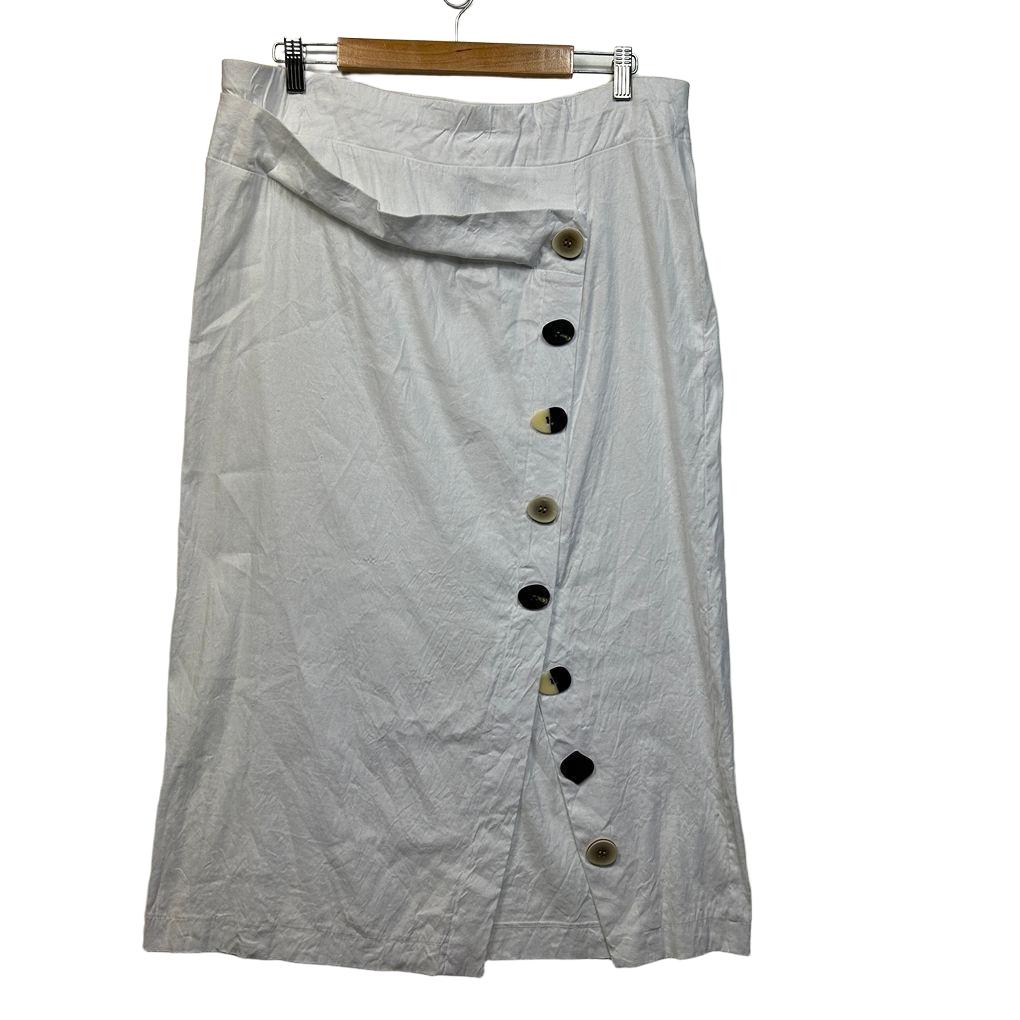 Taking Shape White Linen Skirt - Size 18